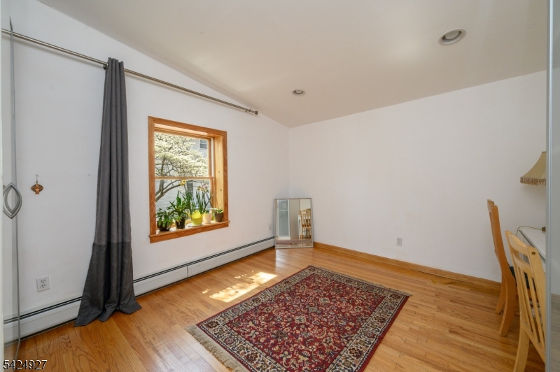 Linden City - Residential Income