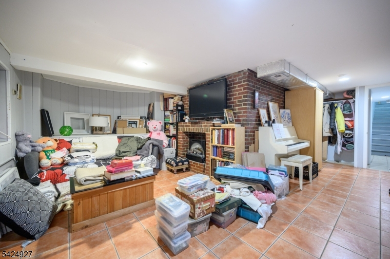 Linden City - Residential Income