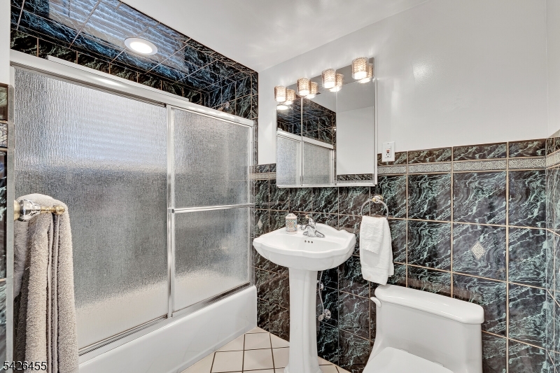 Shorecrest - Residential