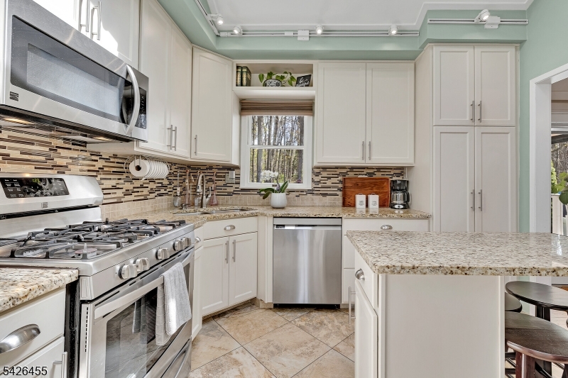 Shorecrest - Residential