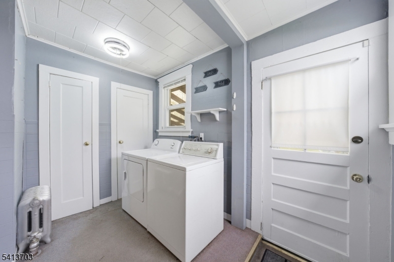 Flats - Residential