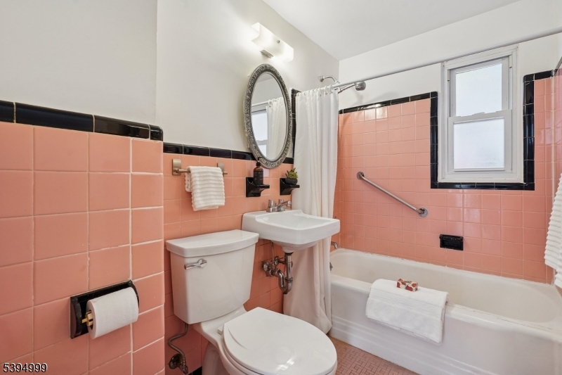 Redwood - Residential