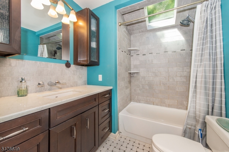 Indian Lake - Residential Lease