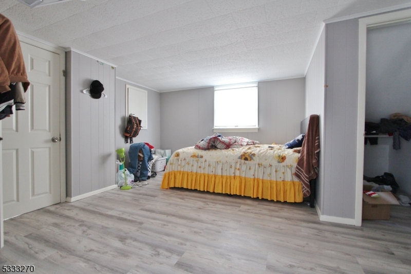 North Plainfield Boro, New Jersey 07060, United States, 4 Bedrooms Bedrooms, ,2 BathroomsBathrooms,Residential,Pending,17461