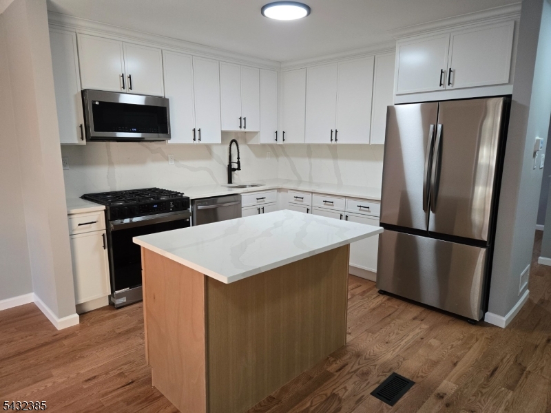 WEYEBRIDGE - Residential