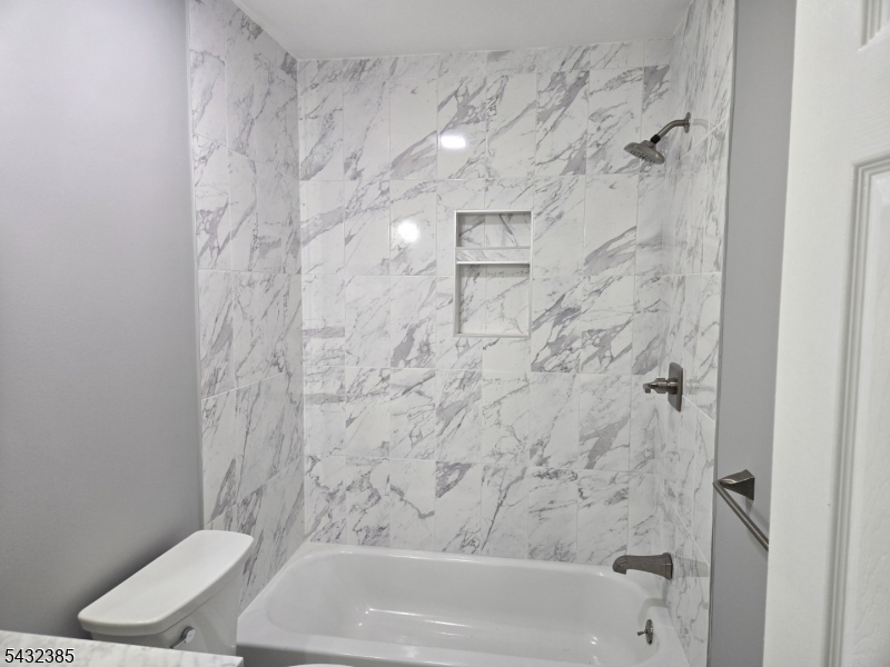 WEYEBRIDGE - Residential