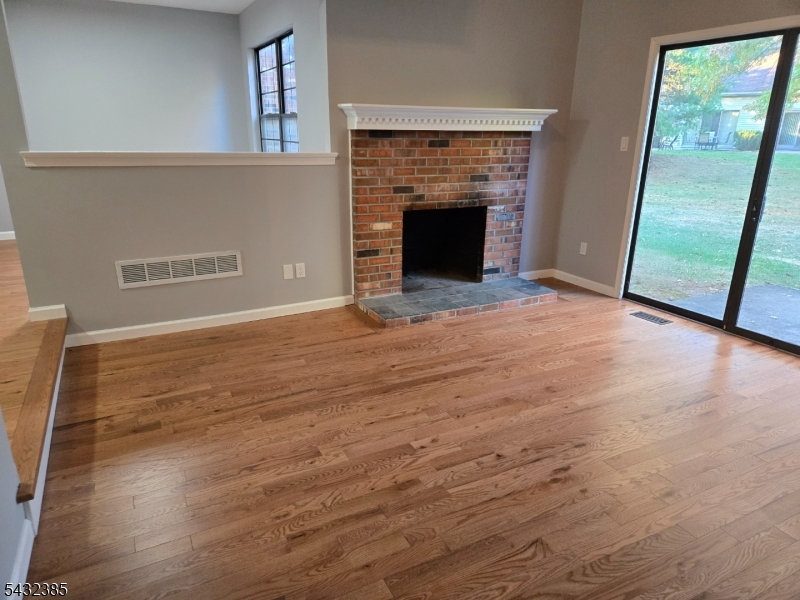 WEYEBRIDGE - Residential