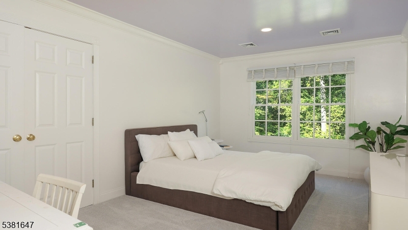 Bernardsville Mountain - Residential