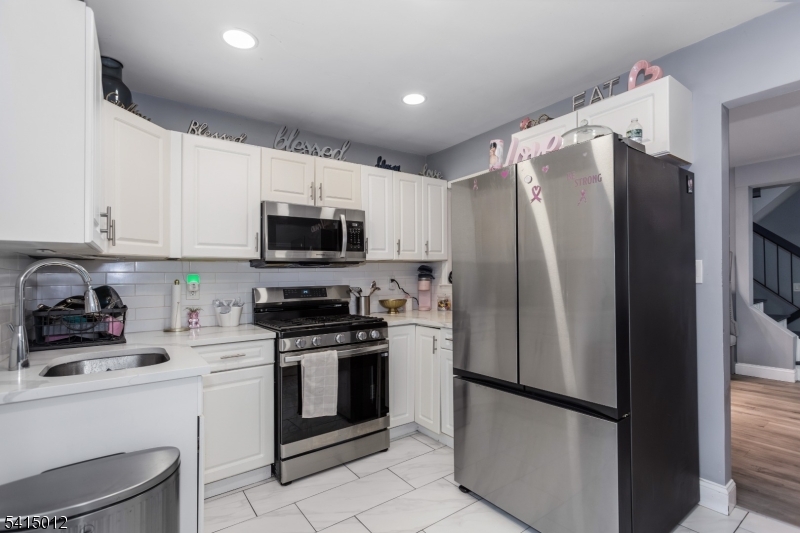 Hastings Square - Residential