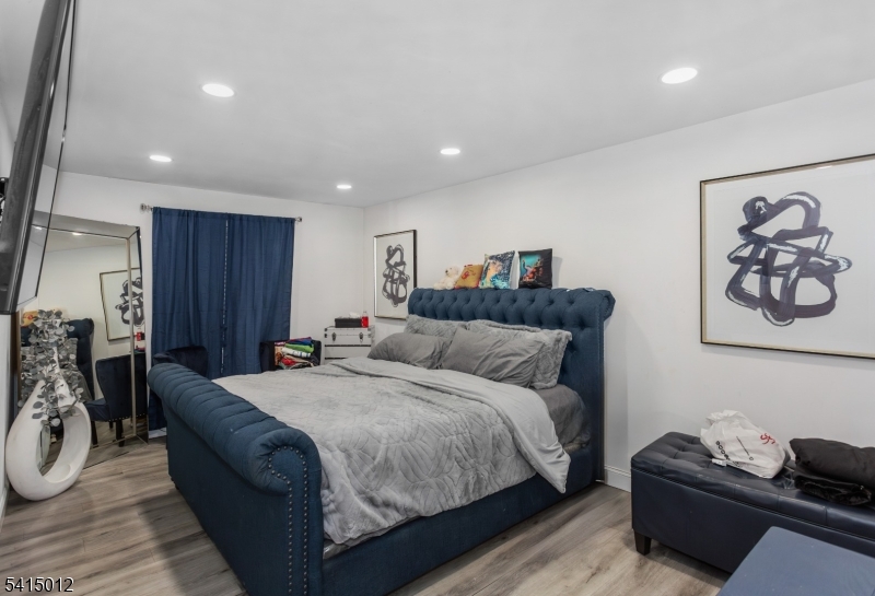 Hastings Square - Residential