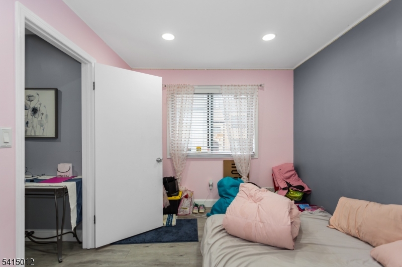 Hastings Square - Residential