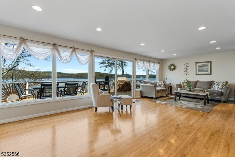 Forest Lake - Residential