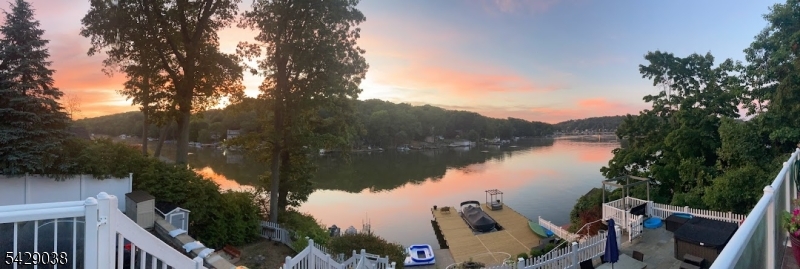 Crescent Cove Lk Hopatcong - Residential