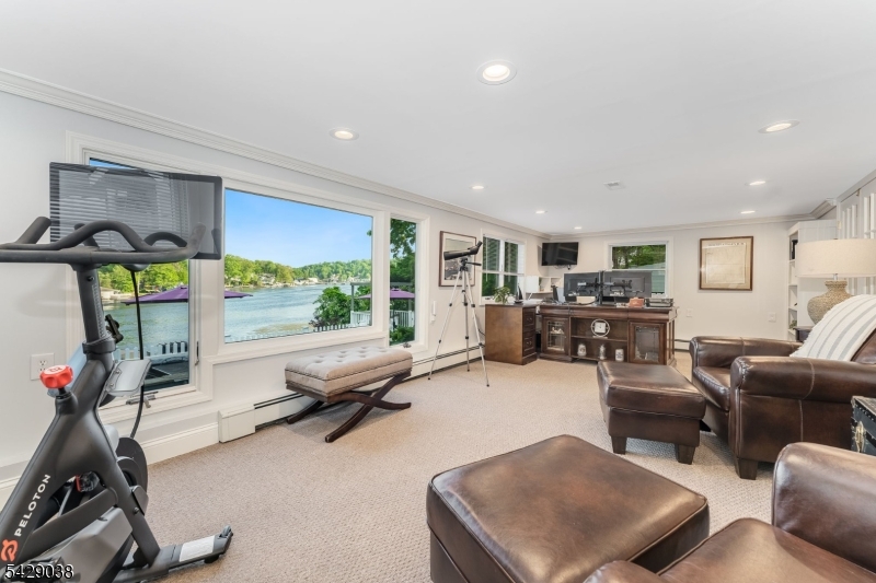Crescent Cove Lk Hopatcong - Residential