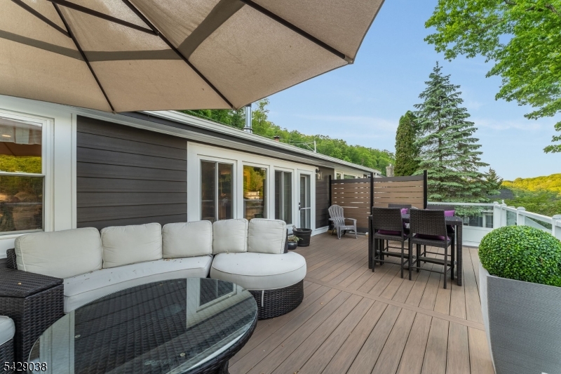 Crescent Cove Lk Hopatcong - Residential