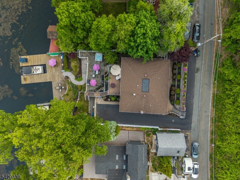 Crescent Cove Lk Hopatcong - Residential