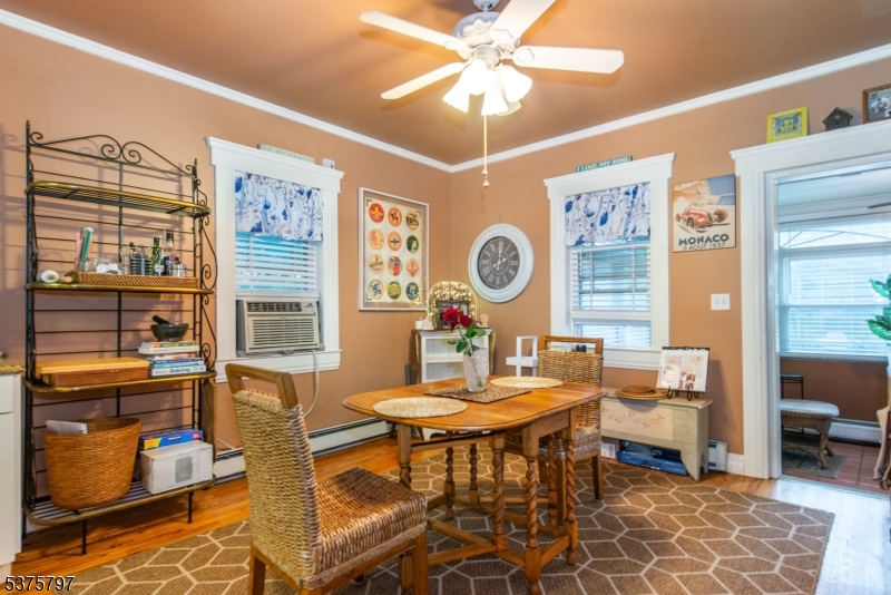 Caldwell Boro Twp., New Jersey 07006, United States, 3 Bedrooms Bedrooms, ,3 BathroomsBathrooms,Residential,Pending,185144