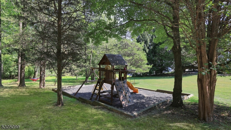 Beacon Crest II - Residential