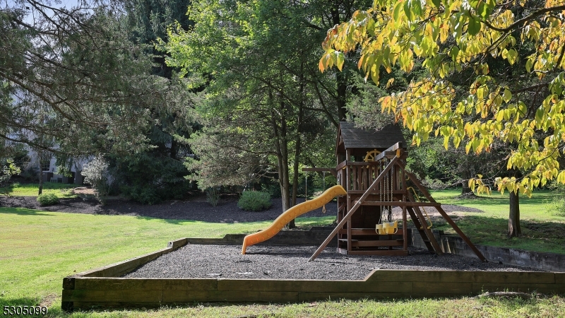 Beacon Crest II - Residential