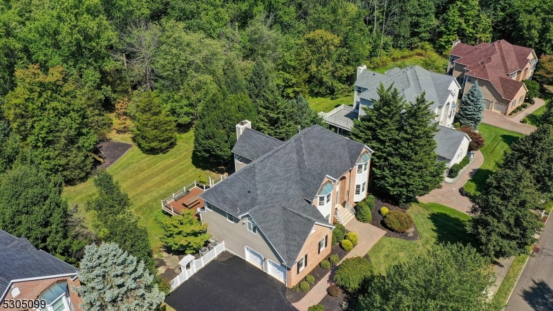 Beacon Crest II - Residential