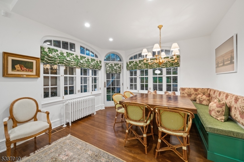 Forest Hill - Residential