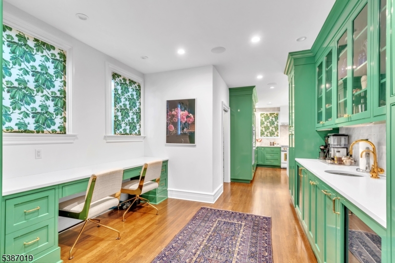 Forest Hill - Residential