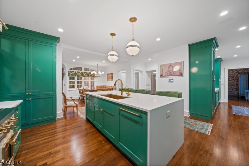 Forest Hill - Residential