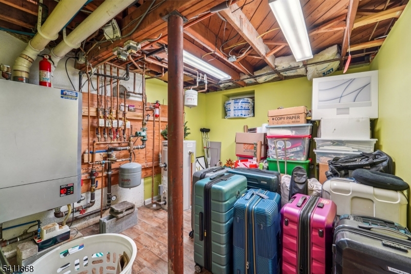 Pines Lake - Residential