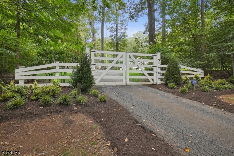 New Vernon - Residential