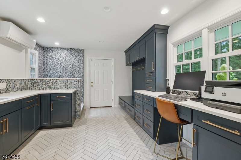 New Vernon - Residential