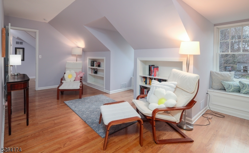 Upper Washington - Residential