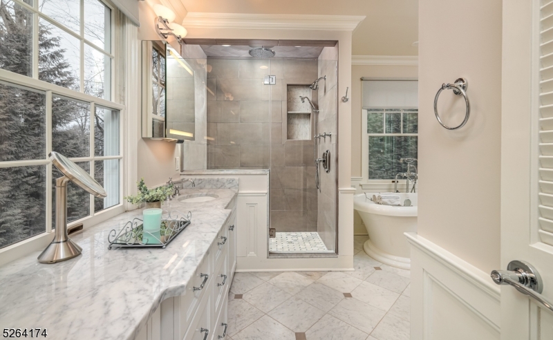 Upper Washington - Residential