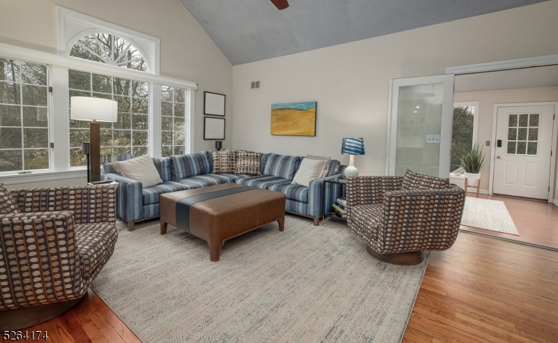 Upper Washington - Residential