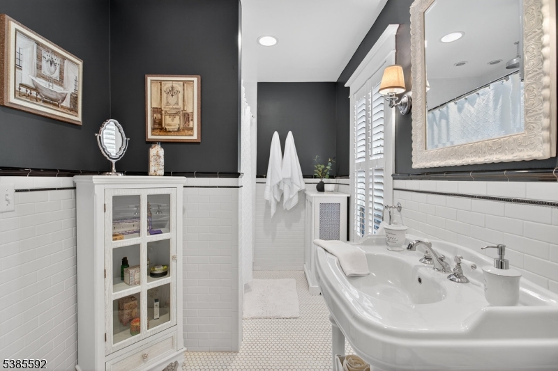 Netherwood Heights Historic - Residential