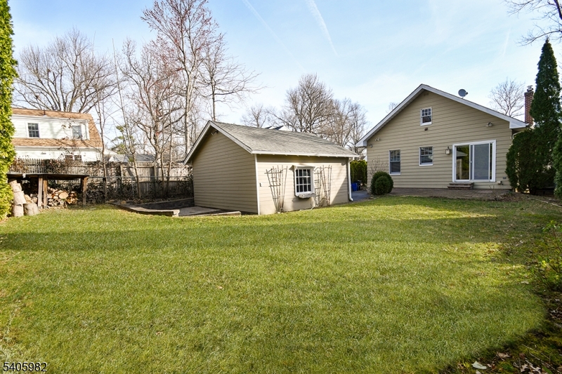 residential - Residential Lease