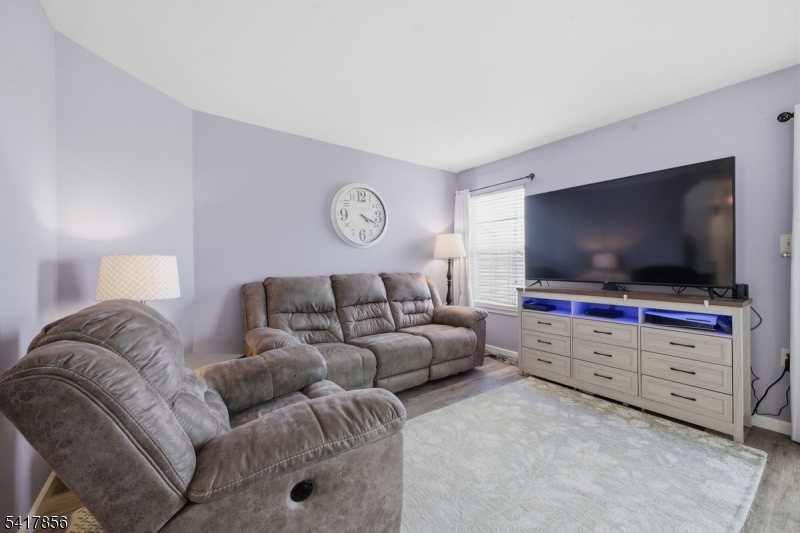 PANTHER VALLEY - Residential