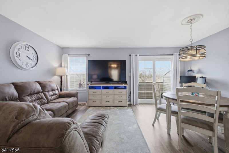 PANTHER VALLEY - Residential