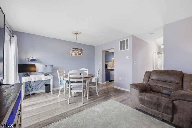 PANTHER VALLEY - Residential