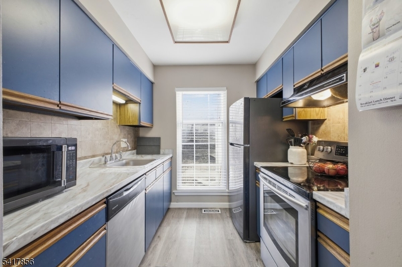 PANTHER VALLEY - Residential