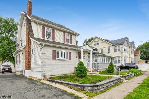 24 Willet St, Bloomfield Twp., NJ 07003 - #: 3964815