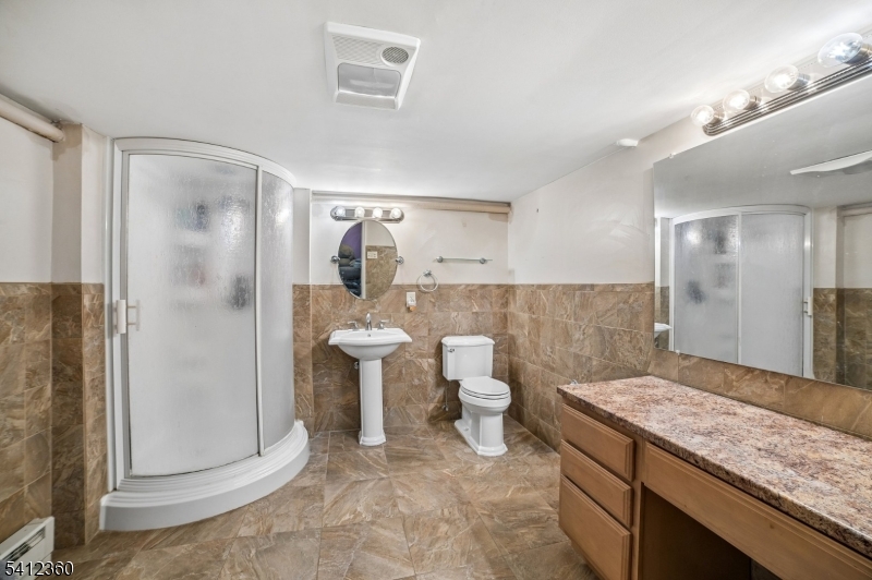 Collins - Residential