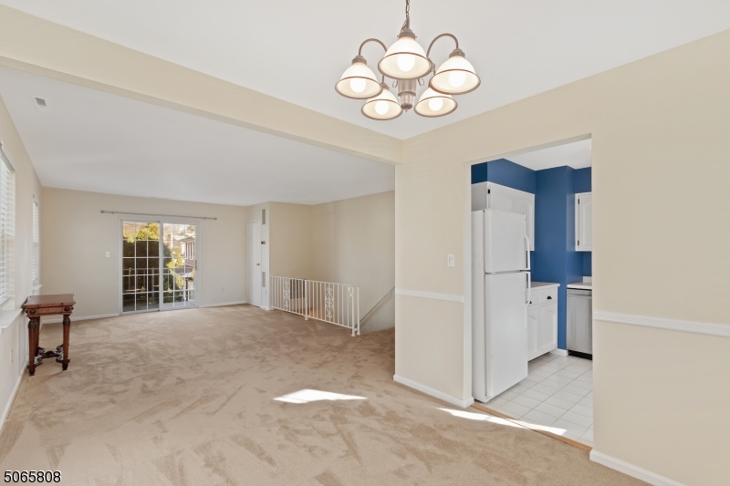 SUMMIT VILLAGE - Residential Lease