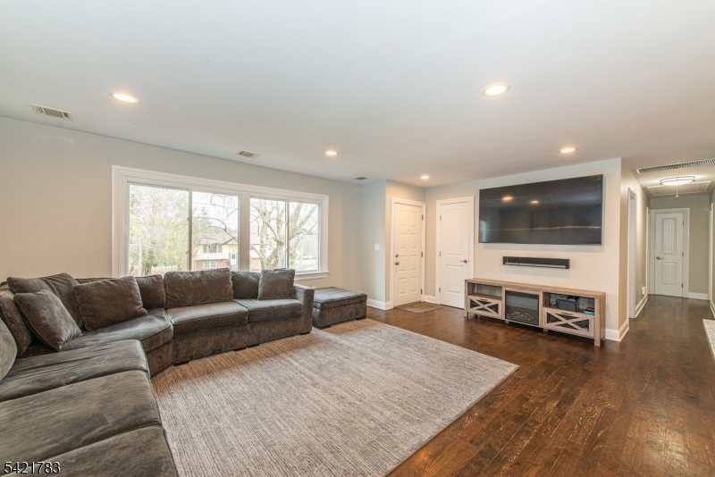 Oak Ridge - Residential