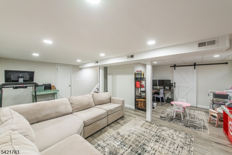 Oak Ridge - Residential