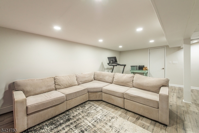 Oak Ridge - Residential