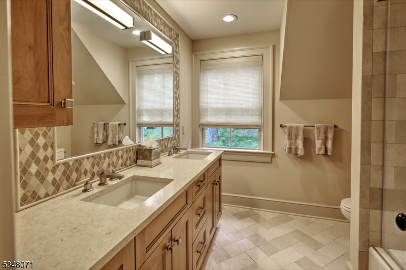 Bernardsville Mountain - Residential