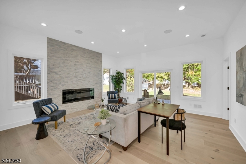 Hillside - Residential