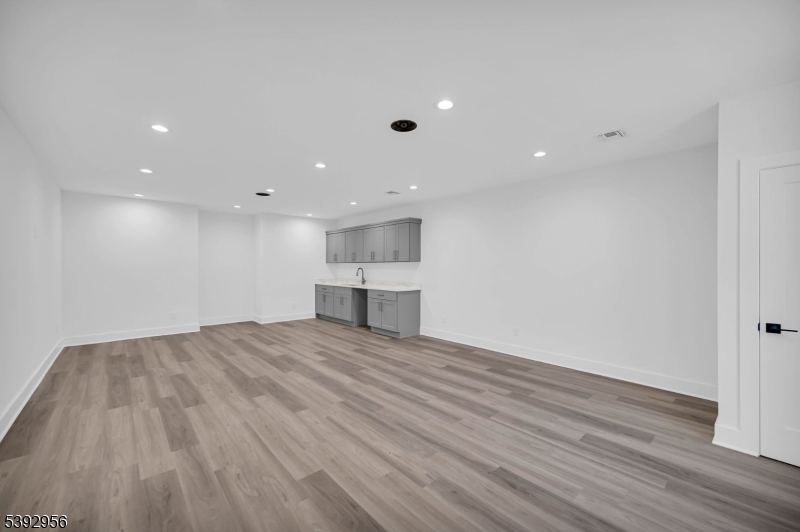 Hillside - Residential