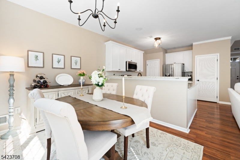 Montgomery Walk - Residential