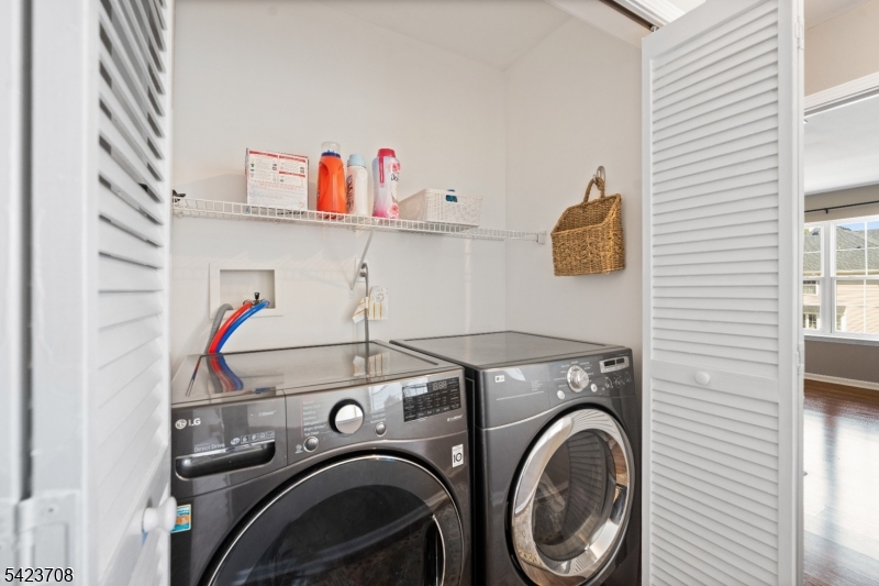 Montgomery Walk - Residential